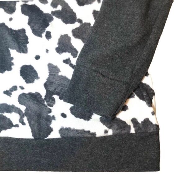 NEW Animal Print Knit Top in Dark Grey Heather/White Women’s Large - Picture 3 of 7